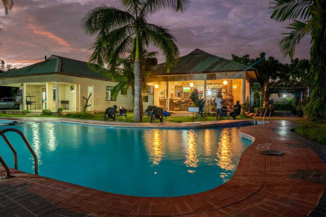 Paradiso Hotels & Resorts Daressalam Exterior foto